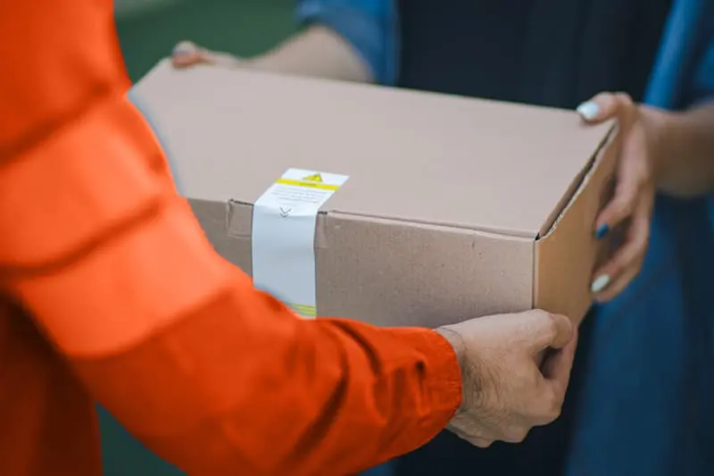 Same Day Courier Locations UK 2 Handing over a courier delivery | MPC Couriers